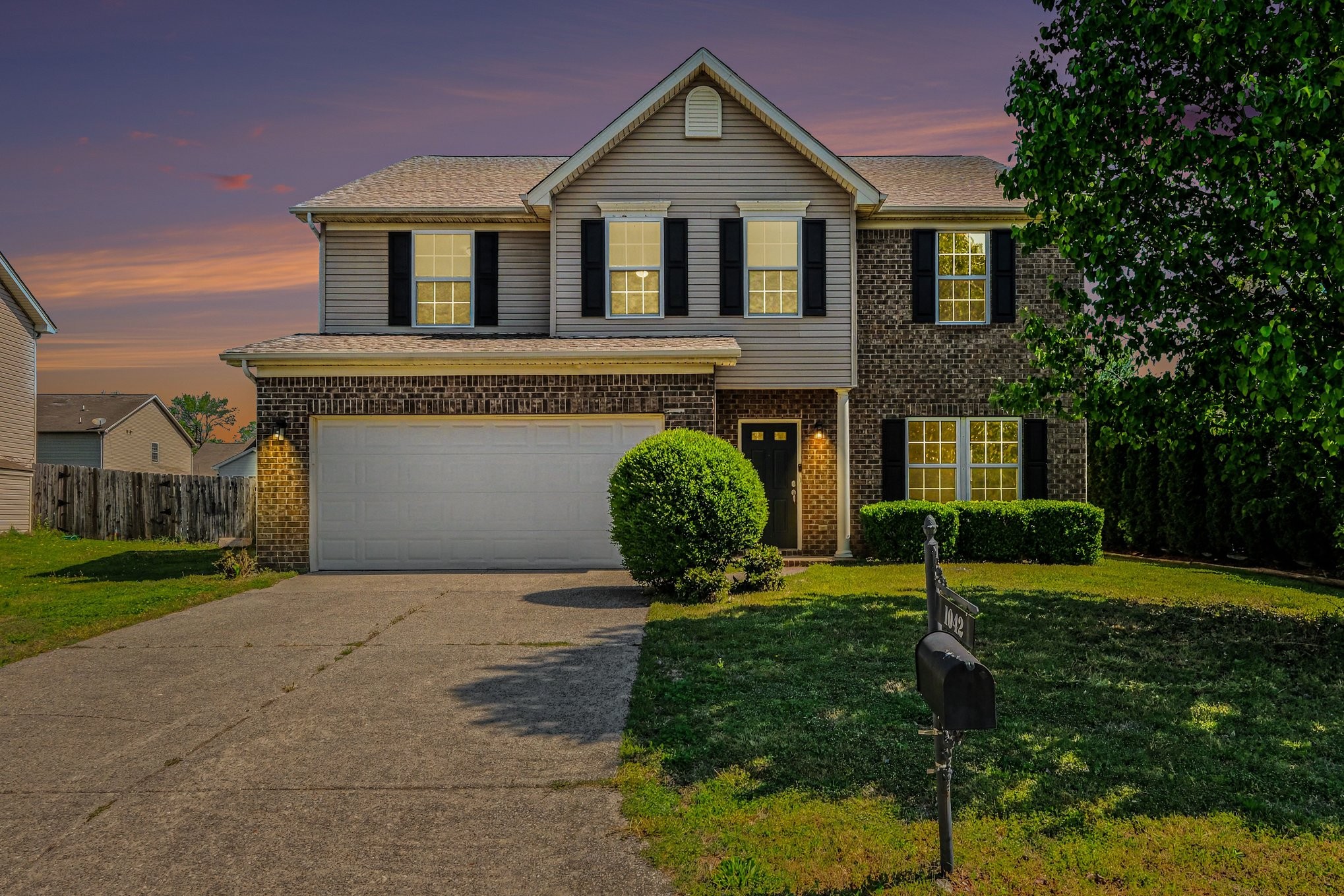 1042 Countess Lane Spring Hill, TN 37174 - Photo 2 of 35