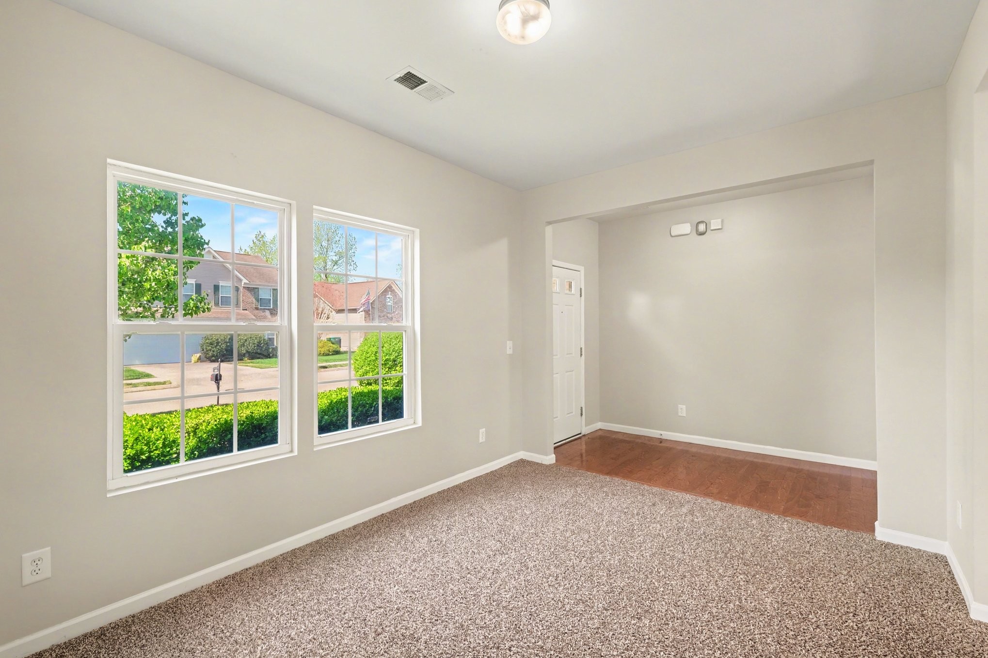 1042 Countess Lane Spring Hill, TN 37174 - Photo 5 of 35