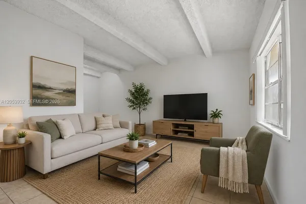 $1,700 | 7500 Southwest 59th Place, Unit 109, South Miami, FL 33143