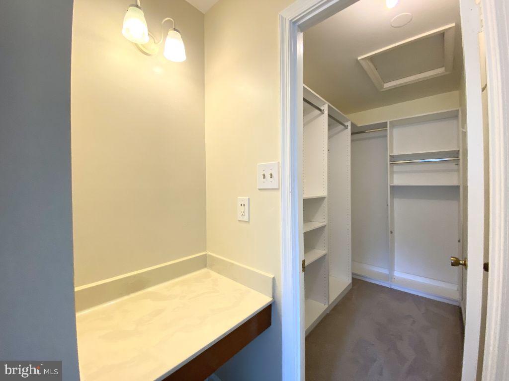 11994 Sentinel Point Court Reston, VA 20191 - Photo 14 of 29