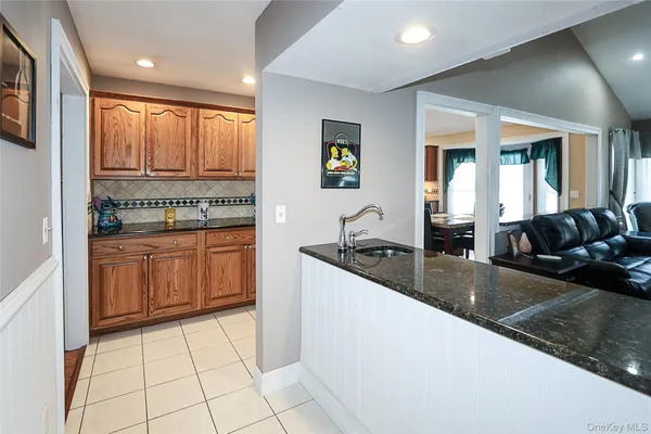 $949,997 | 77 Van Buren Street, Port Jefferson Station, NY 11776