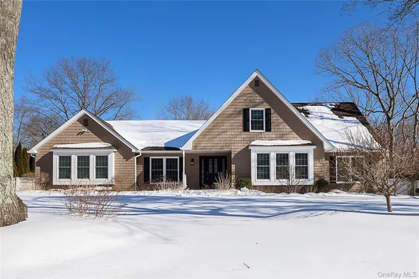 $949,997 | 77 Van Buren Street, Port Jefferson Station, NY 11776