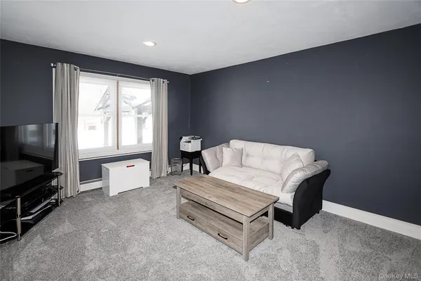 $949,997 | 77 Van Buren Street, Port Jefferson Station, NY 11776