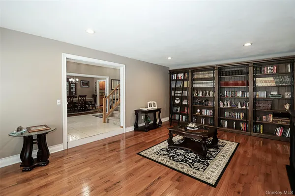 $949,997 | 77 Van Buren Street, Port Jefferson Station, NY 11776