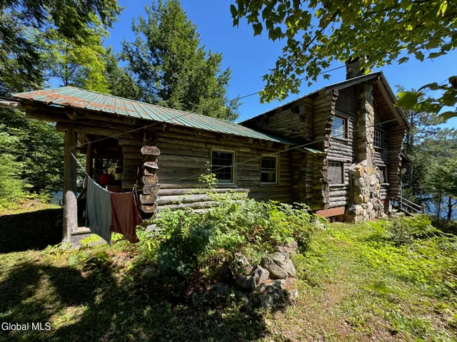 $495,000 | 74 Ticonderoga Ny 12883, Schroon Lake, NY 12870
