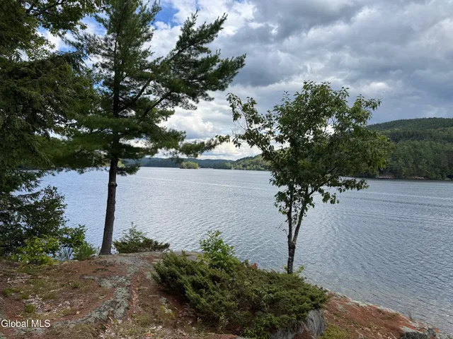 $495,000 | 74 Ticonderoga Ny 12883, Schroon Lake, NY 12870