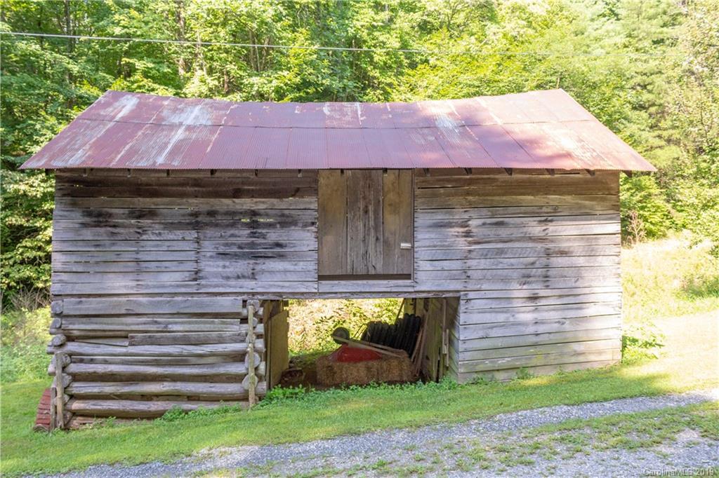 686 Winding Stairs Road Topton, NC 28781 - Photo 12 of 48 Gallery Image 12