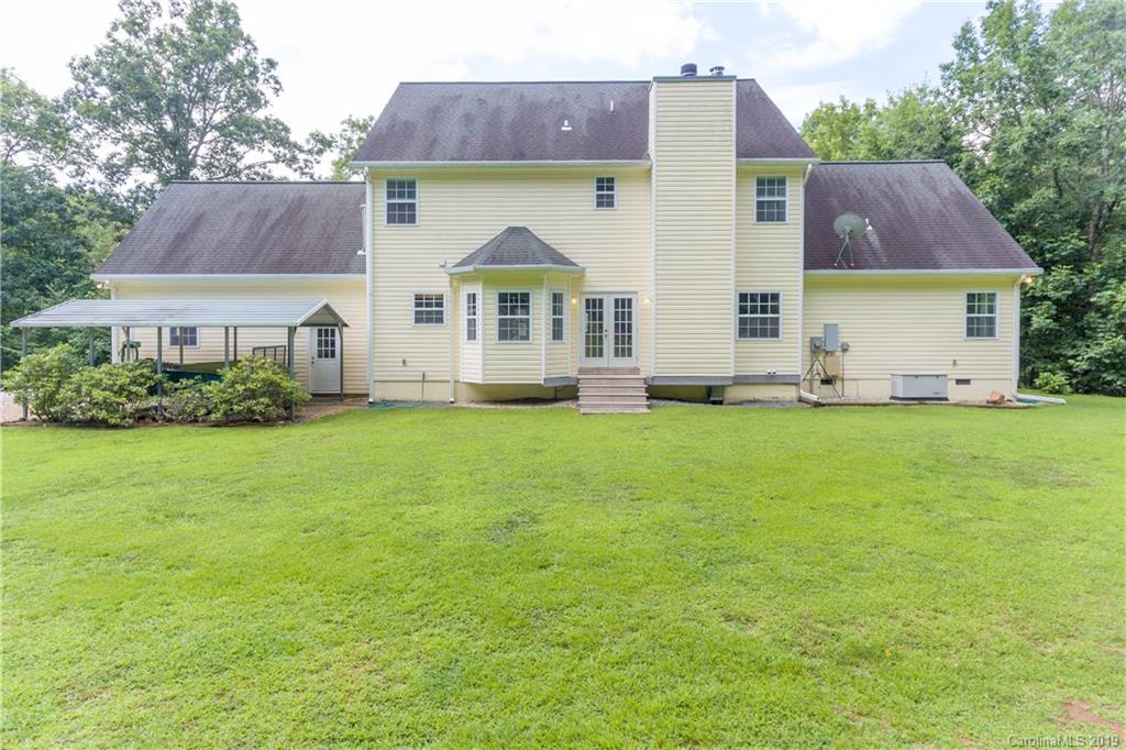 686 Winding Stairs Road Topton, NC 28781 - Photo 4 of 48 Gallery Image 4