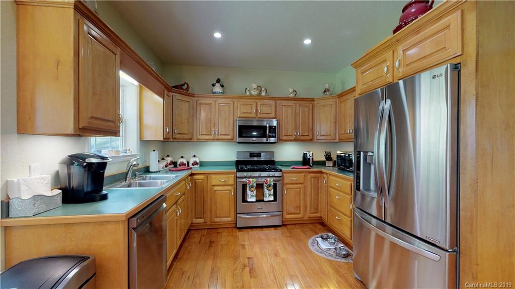 686 Winding Stairs Road Topton, NC 28781 - Photo 32 of 48 Gallery Image 32