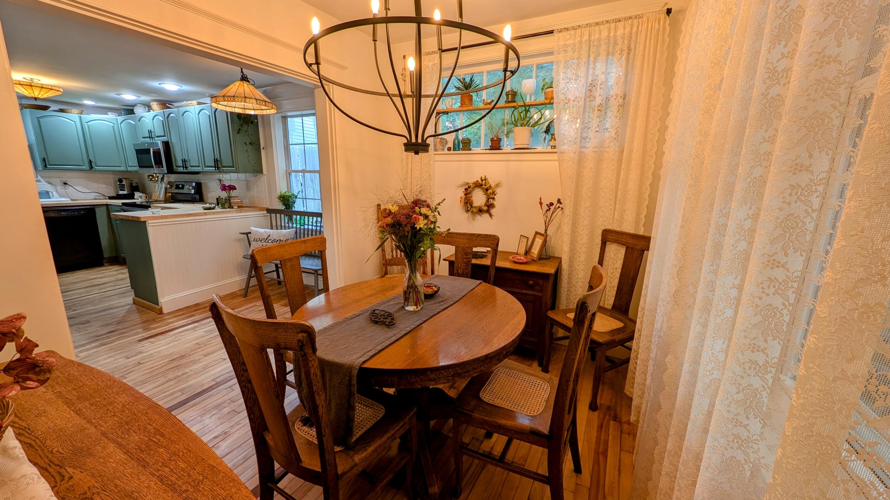 15 Highland Lane Bangor, ME 04401 - Photo 22 of 78 Dining Room (2)