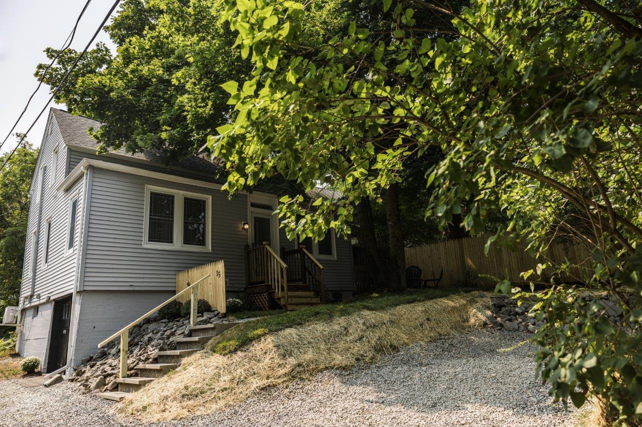 15 Highland Lane Bangor, ME 04401 - Photo 4 of 78 house-13