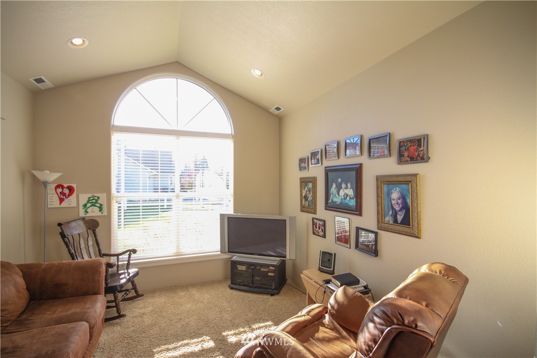 230 Old Hill Road Aberdeen, WA 98520 - Photo 18 of 21 Gallery Image 18
