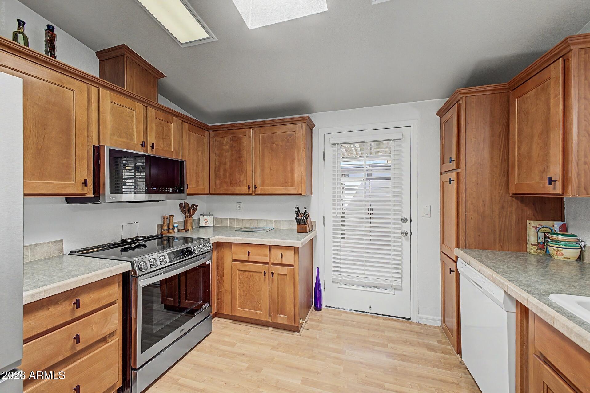 3301 South Goldfield Road, Unit 2122 Apache Junction, AZ 85119 - Photo 15 of 58 09 - Goldfield