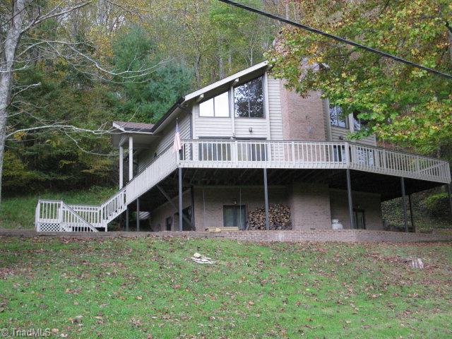 1009 Aubrey Turner Road Crumpler, NC 28617 - Photo 2 of 24 Gallery Image 2