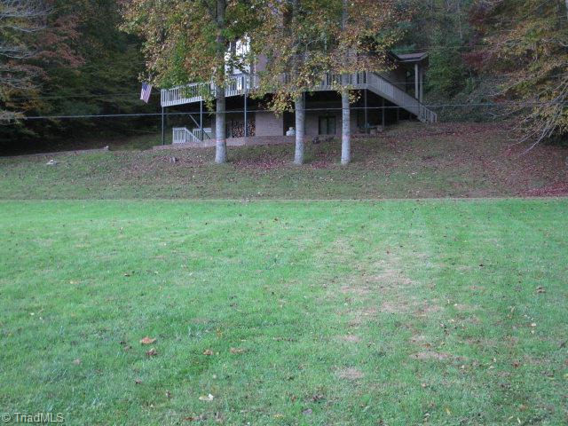 1009 Aubrey Turner Road Crumpler, NC 28617 - Photo 3 of 24 Gallery Image 3