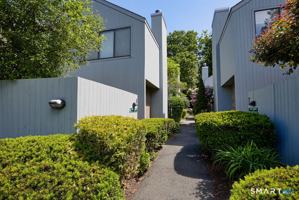 6 Hollyberry Lane, Unit 6 Ridgefield, CT 06877 - Photo 24 of 31 Hollyberry Lane