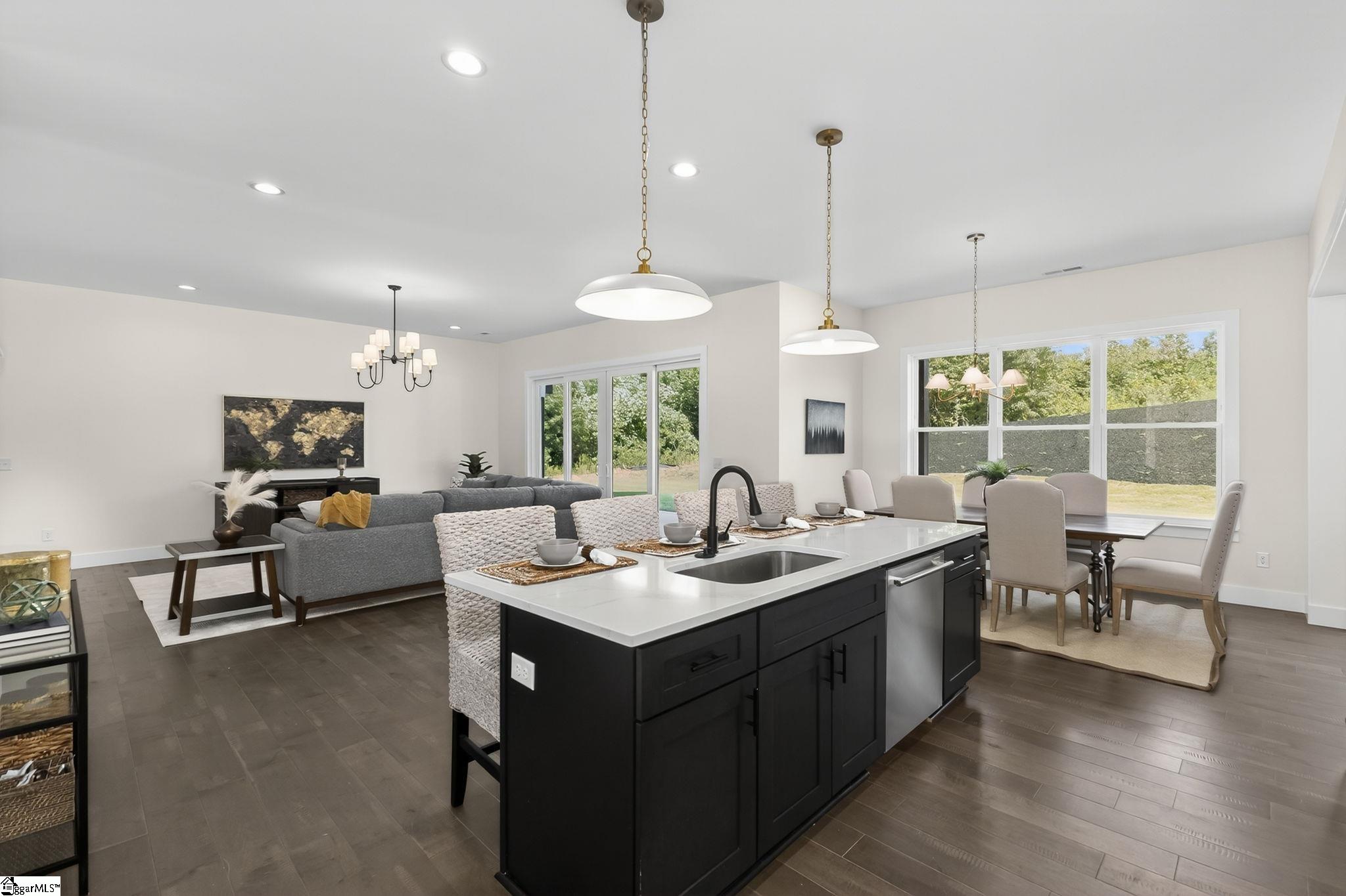 6910 Mountain View Road Taylors, SC 29687 - Photo 11 of 46