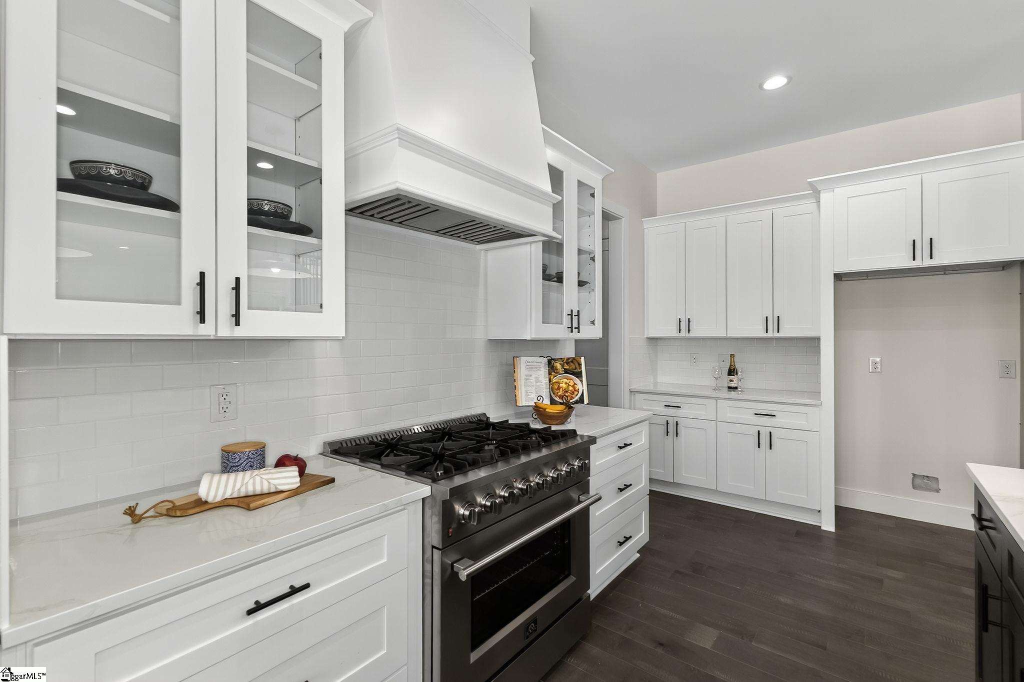 6910 Mountain View Road Taylors, SC 29687 - Photo 12 of 46