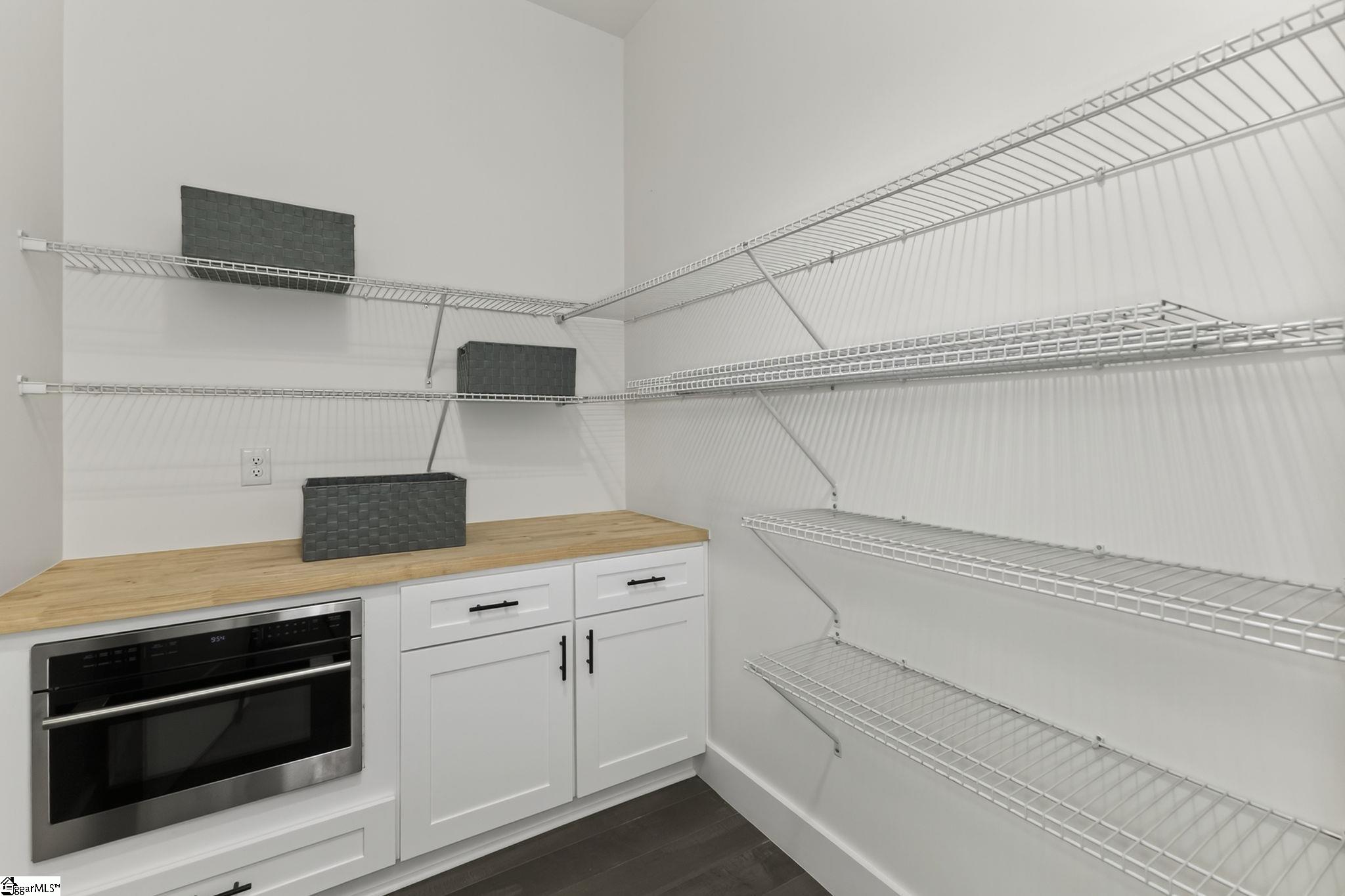 6910 Mountain View Road Taylors, SC 29687 - Photo 18 of 46