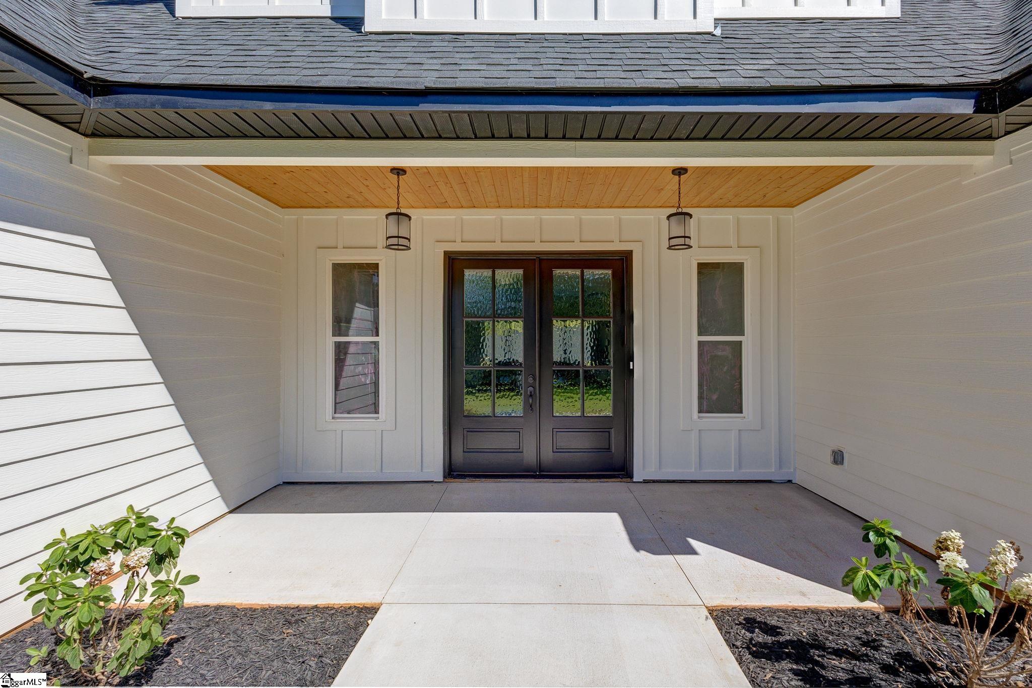 6910 Mountain View Road Taylors, SC 29687 - Photo 3 of 46