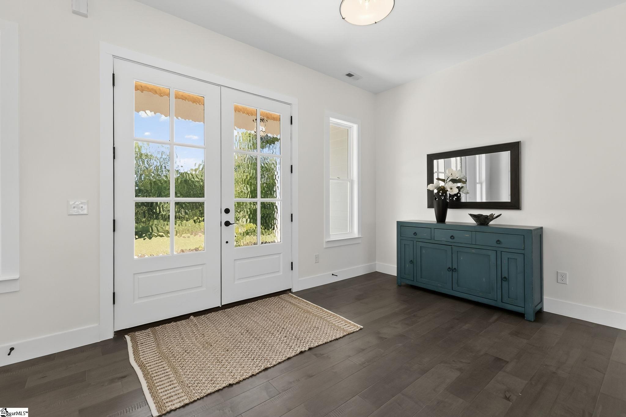 6910 Mountain View Road Taylors, SC 29687 - Photo 4 of 46