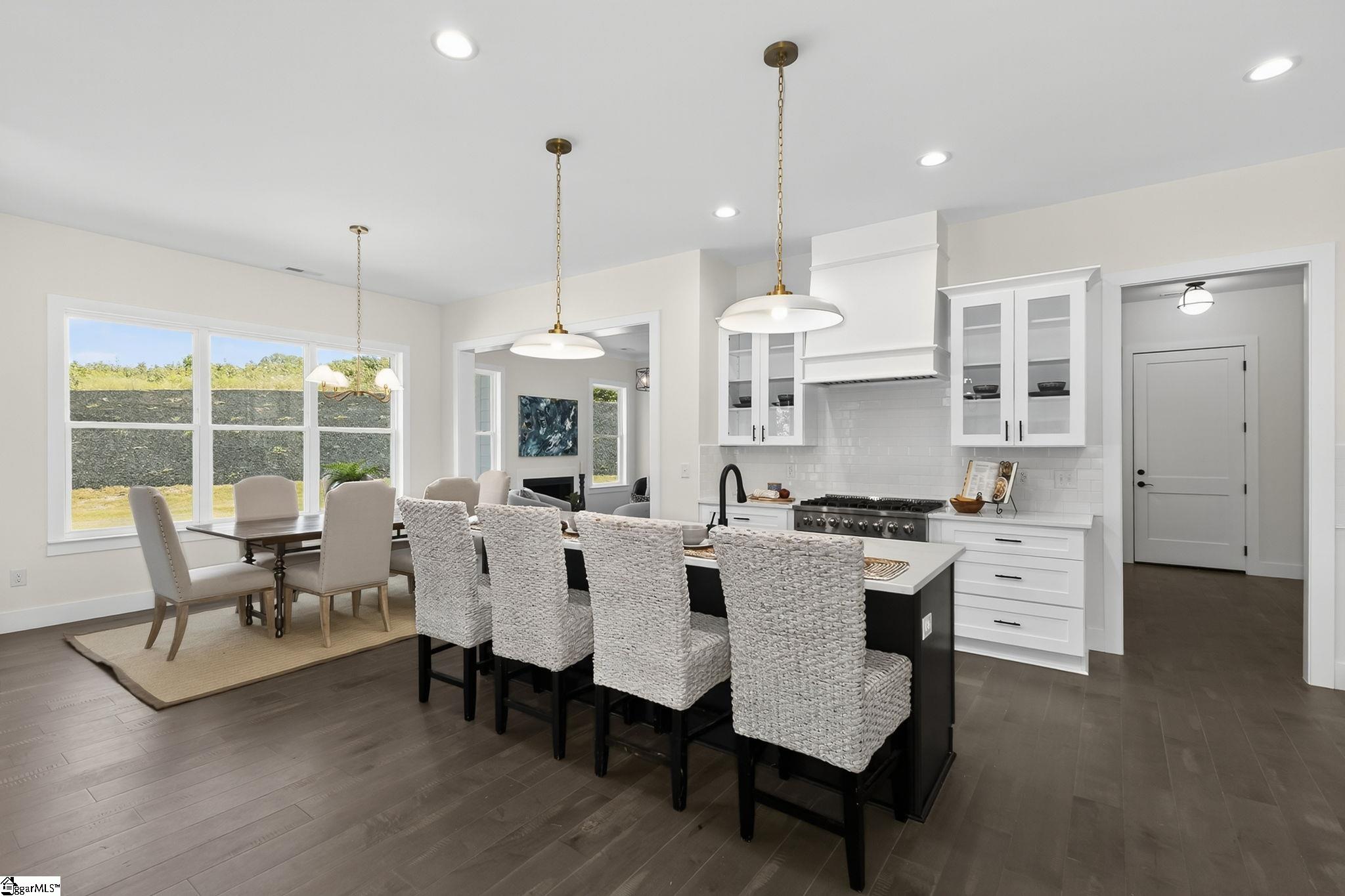 6910 Mountain View Road Taylors, SC 29687 - Photo 10 of 46