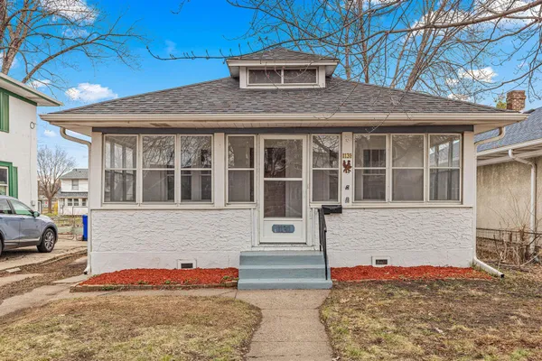 $259,000 | 1131 West Minnehaha Avenue, St. Paul, MN 55104