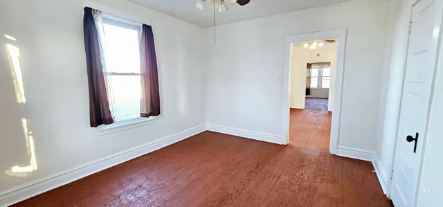 $630,000 | 7400 Archer Road, Unit 7400, Justice, IL 60458