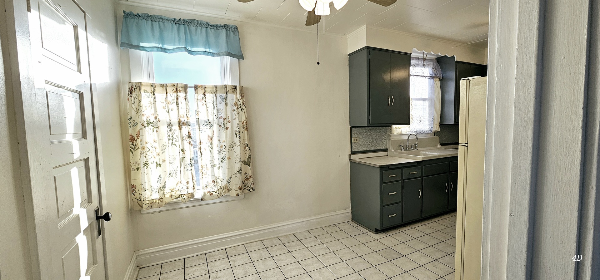 7400 Archer Road, Unit 7400 Justice, IL 60458 - Photo 37 of 76 a bathroom with a double vanity sink a mirror and a shower