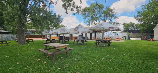 $630,000 | 7400 Archer Road, Unit 7400, Justice, IL 60458