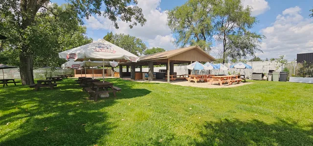 $630,000 | 7400 Archer Road, Unit 7400, Justice, IL 60458