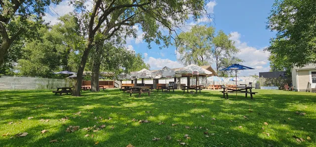 $630,000 | 7400 Archer Road, Unit 7400, Justice, IL 60458