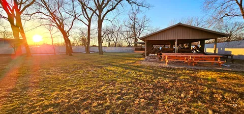 $630,000 | 7400 Archer Road, Unit 7400, Justice, IL 60458