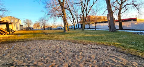 $630,000 | 7400 Archer Road, Unit 7400, Justice, IL 60458