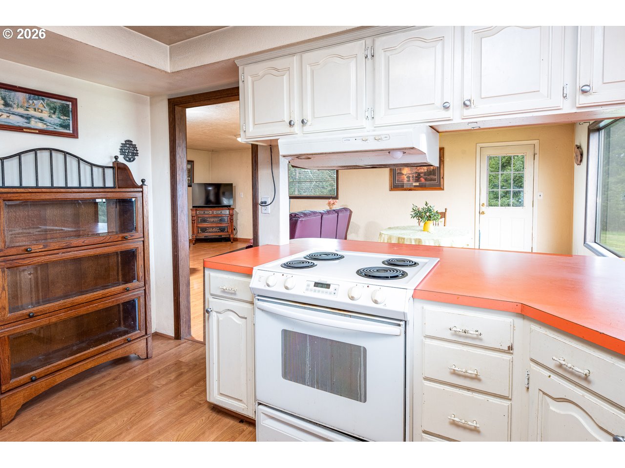 31514 Berlin Road Lebanon, OR 97355 - Photo 19 of 47 Kitchen