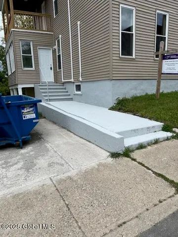 $145,000 | 38 Glen Avenue, Amsterdam, NY 12010