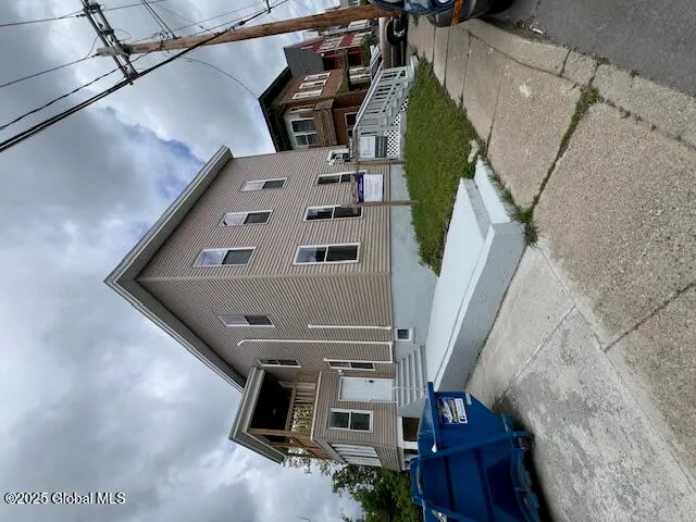 $145,000 | 38 Glen Avenue, Amsterdam, NY 12010