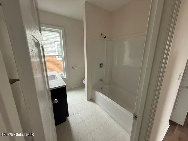 $145,000 | 38 Glen Avenue, Amsterdam, NY 12010