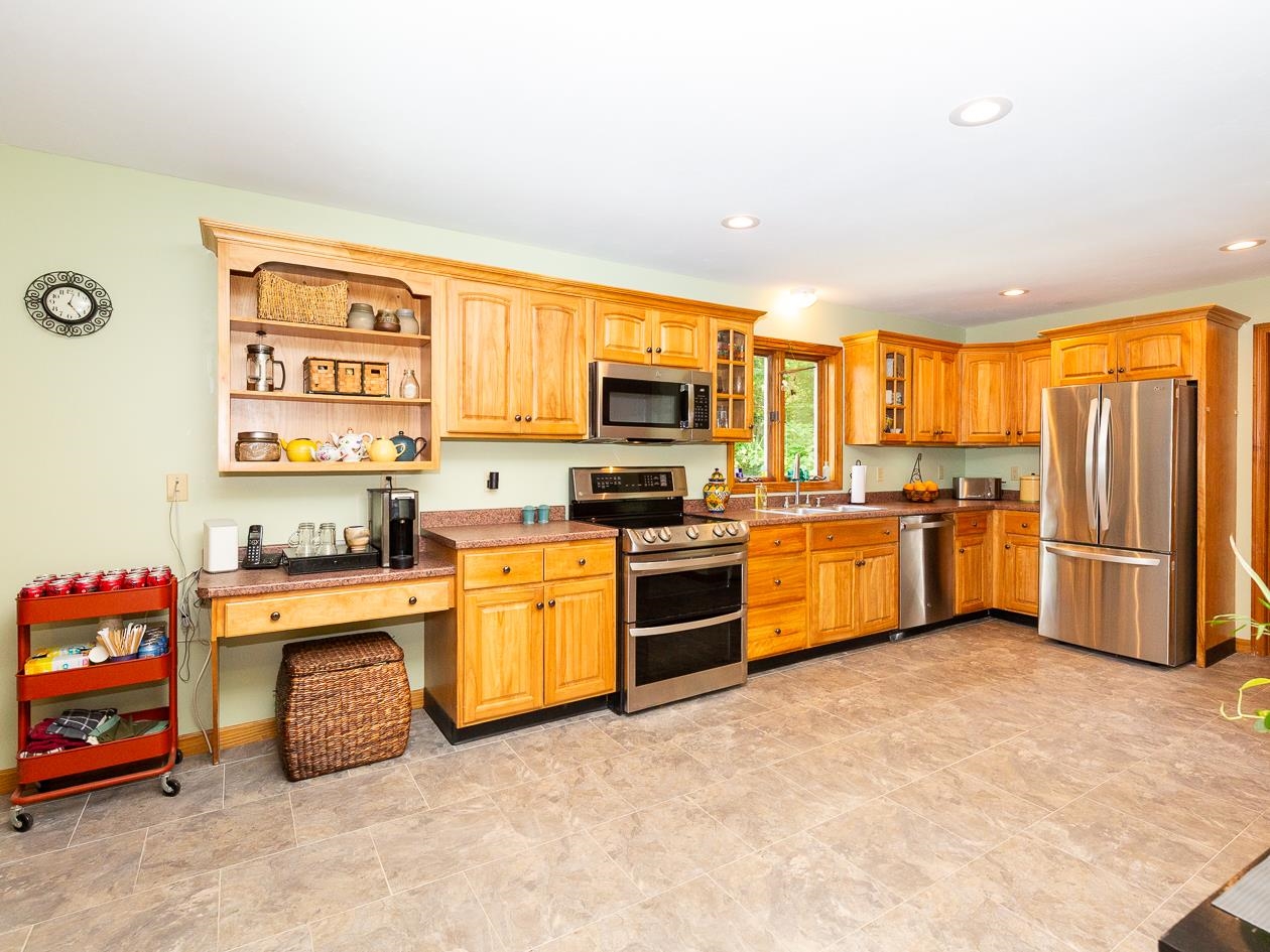 6 Tamarack Road Plaistow, NH 03865 - Photo 14 of 46 Gallery Image 14
