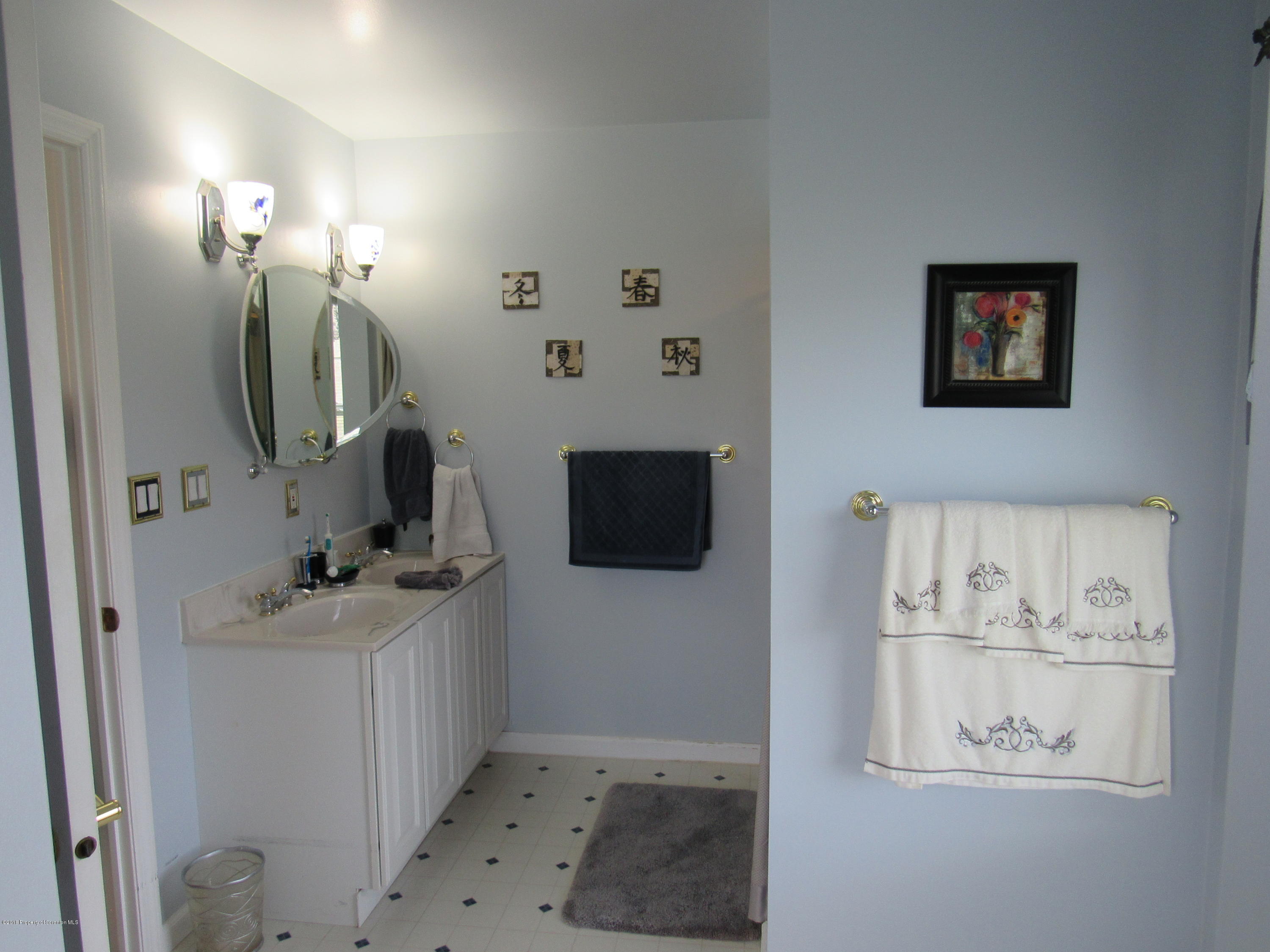 927 Seamans Road Factoryville, PA 18419 - Photo 14 of 21 Gallery Image 14