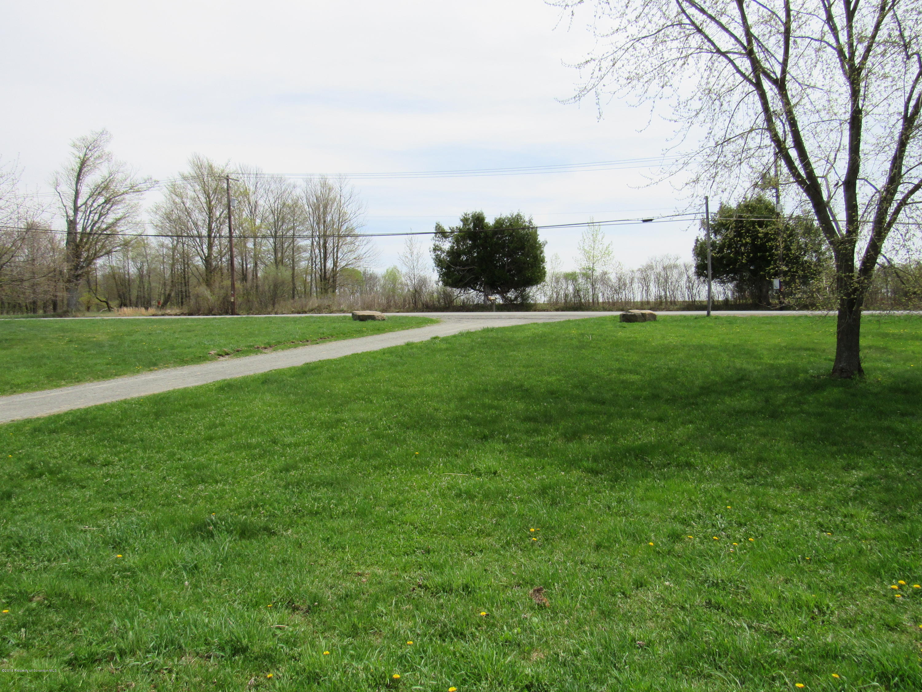 927 Seamans Road Factoryville, PA 18419 - Photo 3 of 21 Gallery Image 3