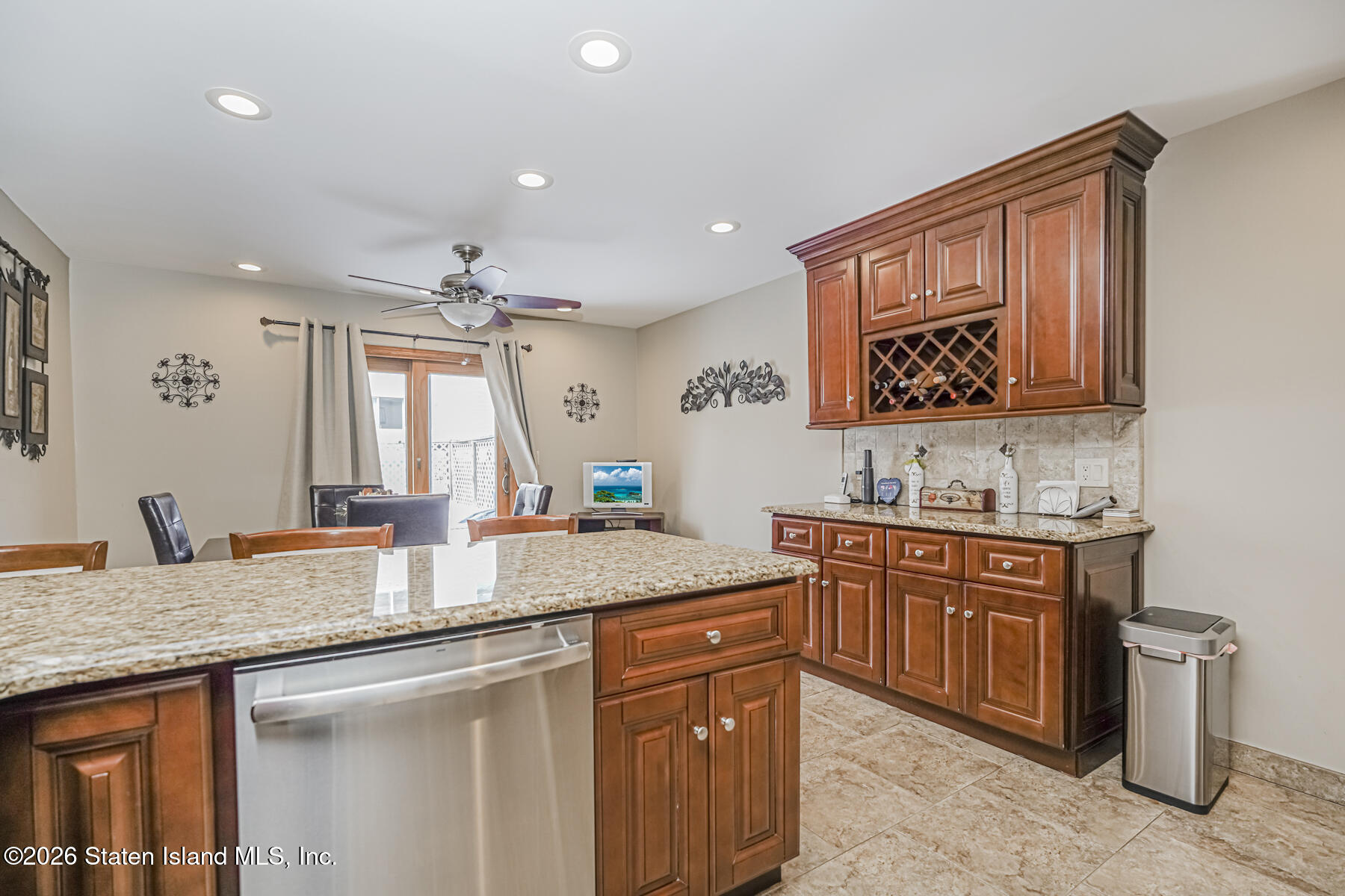 985 Rensselaer Avenue Staten Island, NY 10309 - Photo 13 of 24 Photo Feb 07 2026, 1 16 49 PM