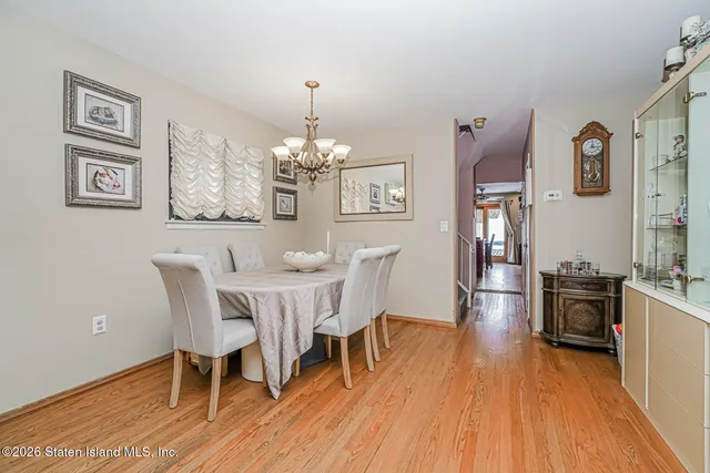 $749,999 | 985 Rensselaer Avenue | Woodrow