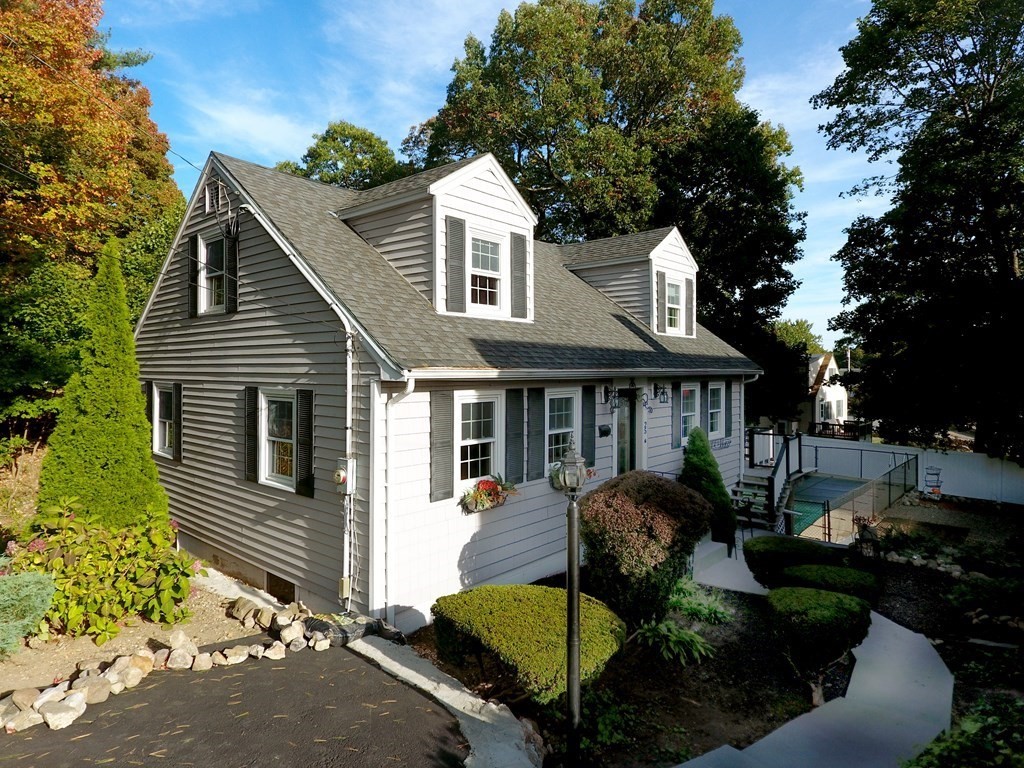 25 Den Quarry Road Lynn, MA 01904 - Photo 1 of 17 Gallery Image 1