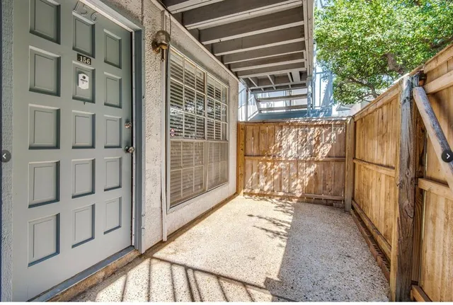 a view of outdoor space