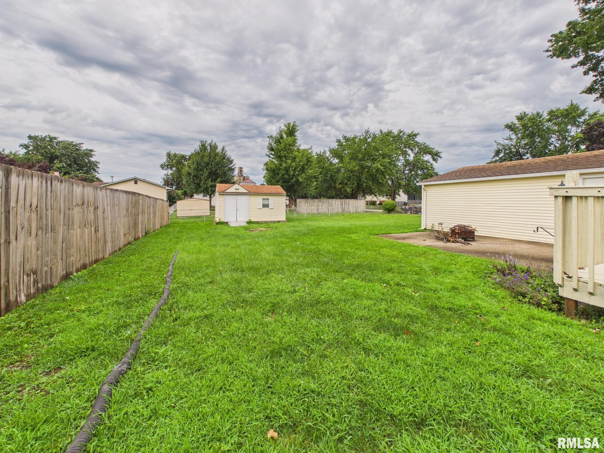 3029 Selkirk Road Springfield, IL 62702 - Photo 19 of 21 Gallery Image 19