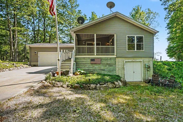 $199,000 | 3434 Maple Ridge Road, Unit LOT: 2832, Lupton, MI 48635
