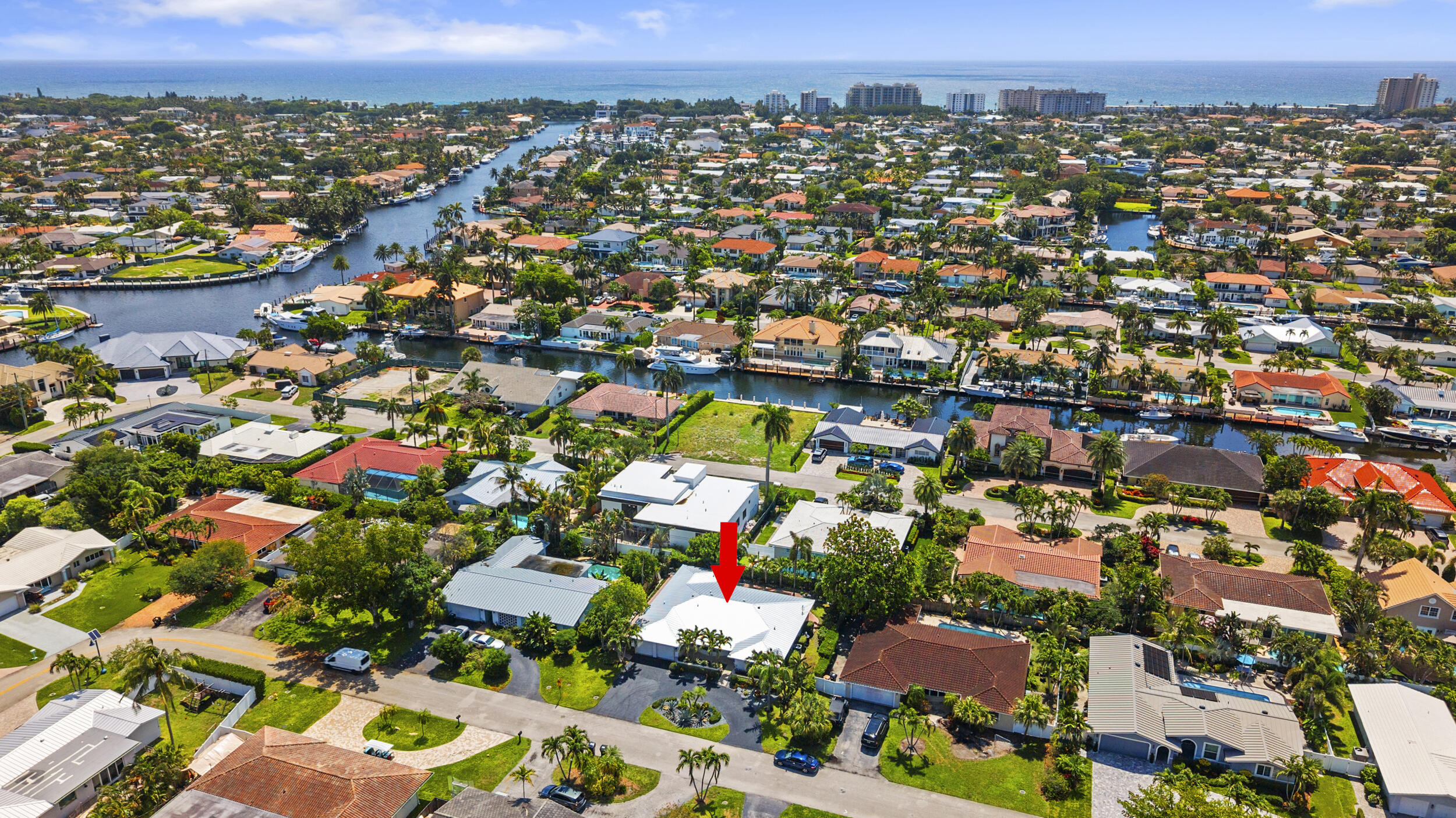 4240 Northeast 22nd Terrace Lighthouse Point, FL 33064 - Photo 47 of 54 48_dji_20260518113238_0003_d