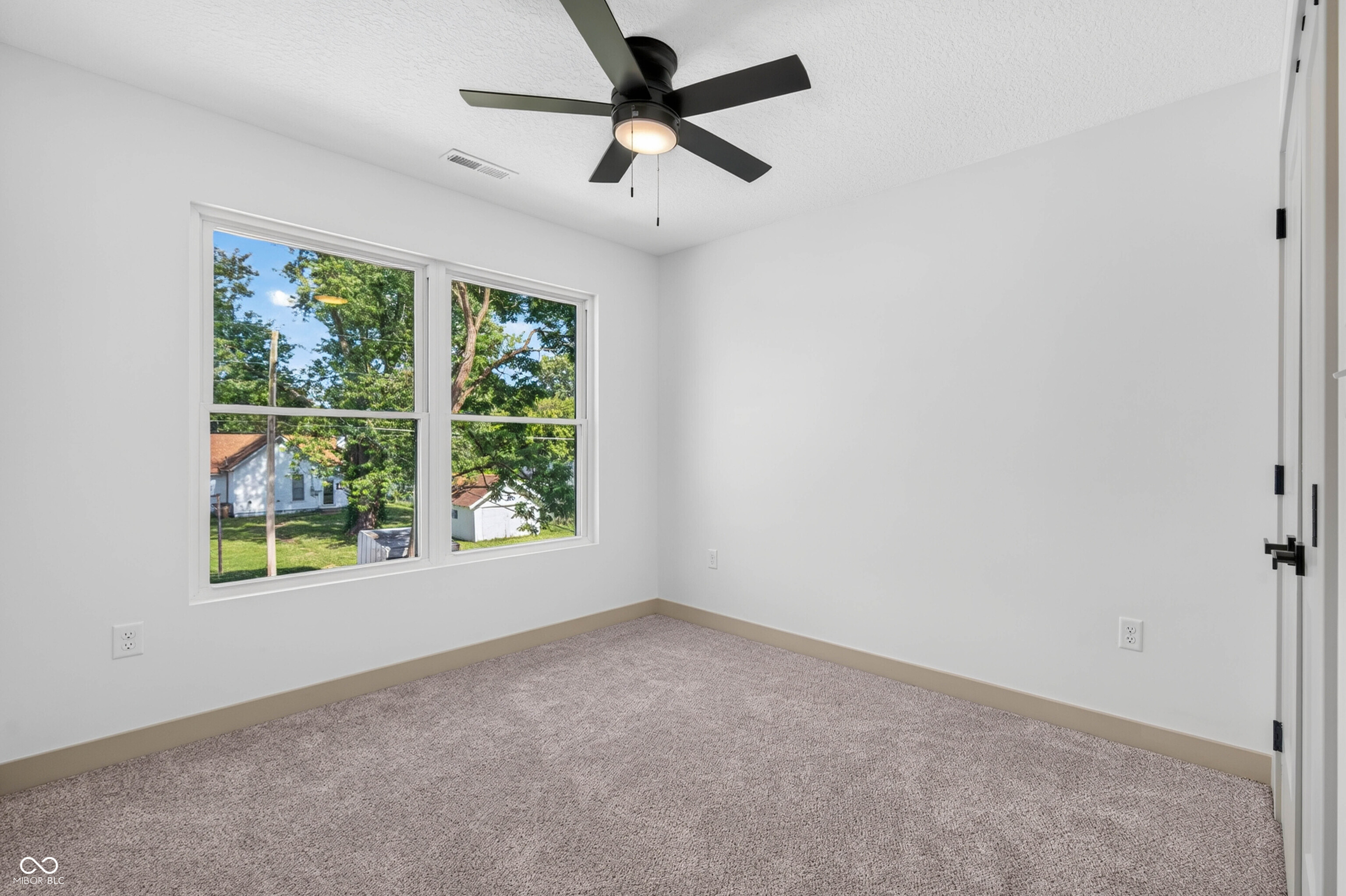 45 South Beatty Street Columbus, IN 47201 - Photo 33 of 70