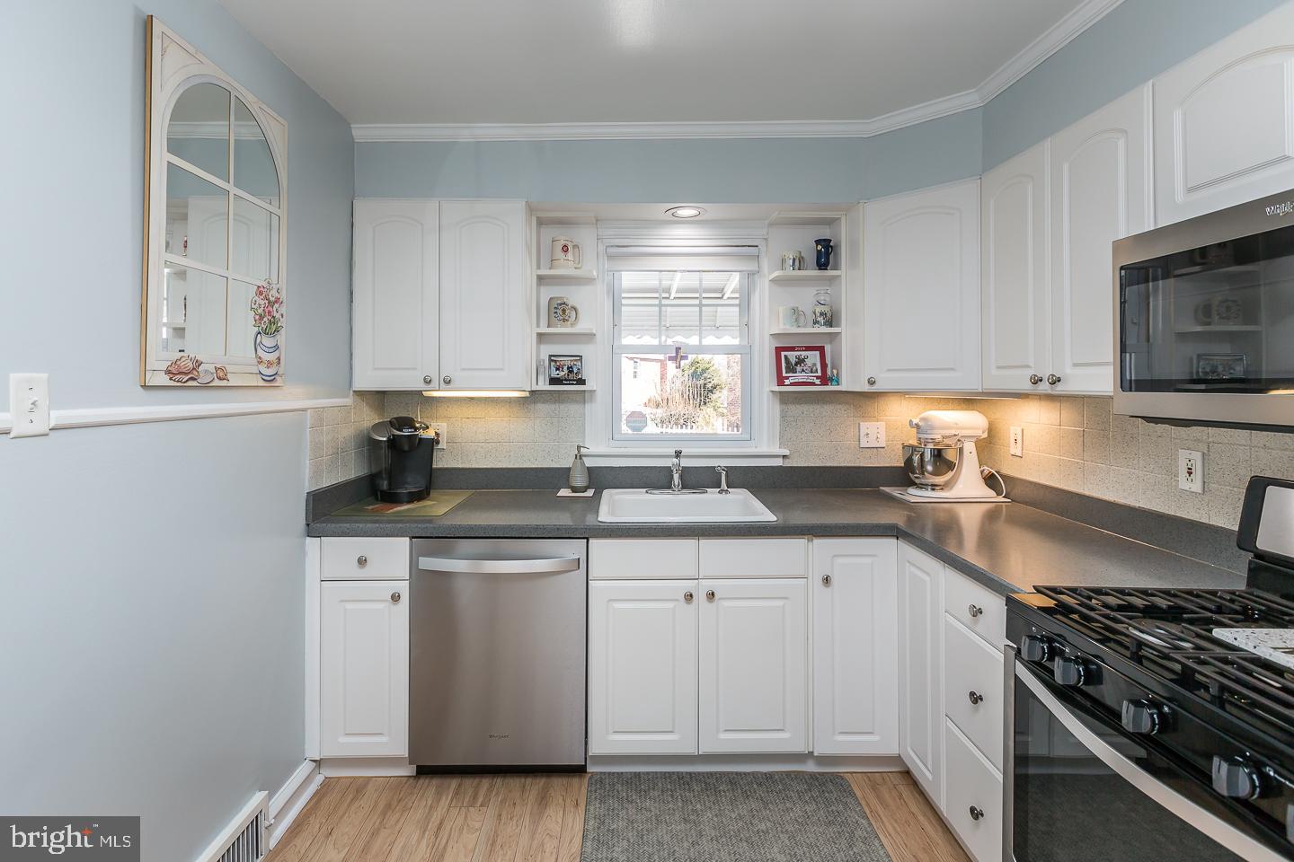 8427 Pembrook Road Philadelphia, PA 19128 - Photo 11 of 31 Gallery Image 11